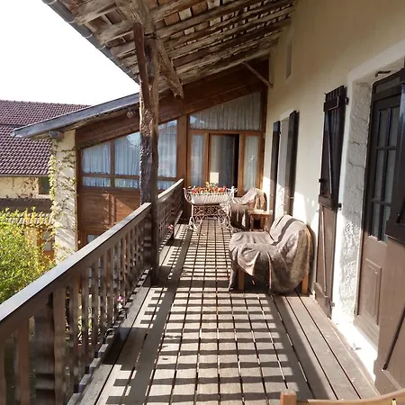 Le Relais De St Jean Nocleg ze śniadaniem 3*