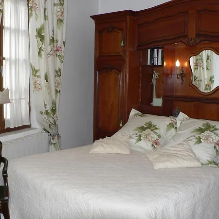 Couette-café Le Relais De St Jean 3*